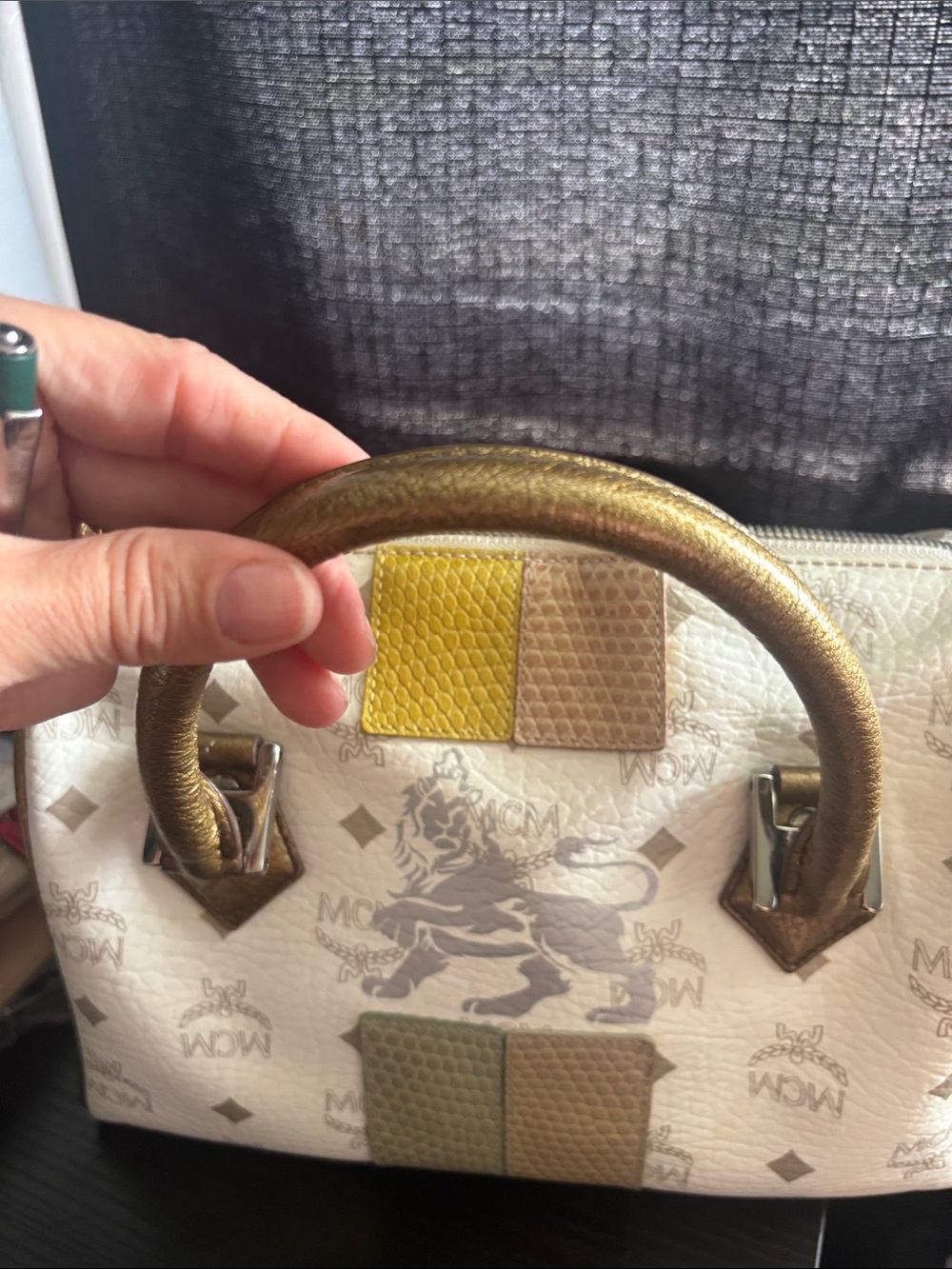 MCM Princess lion limited edition Boston bag - Picture 7 of 17